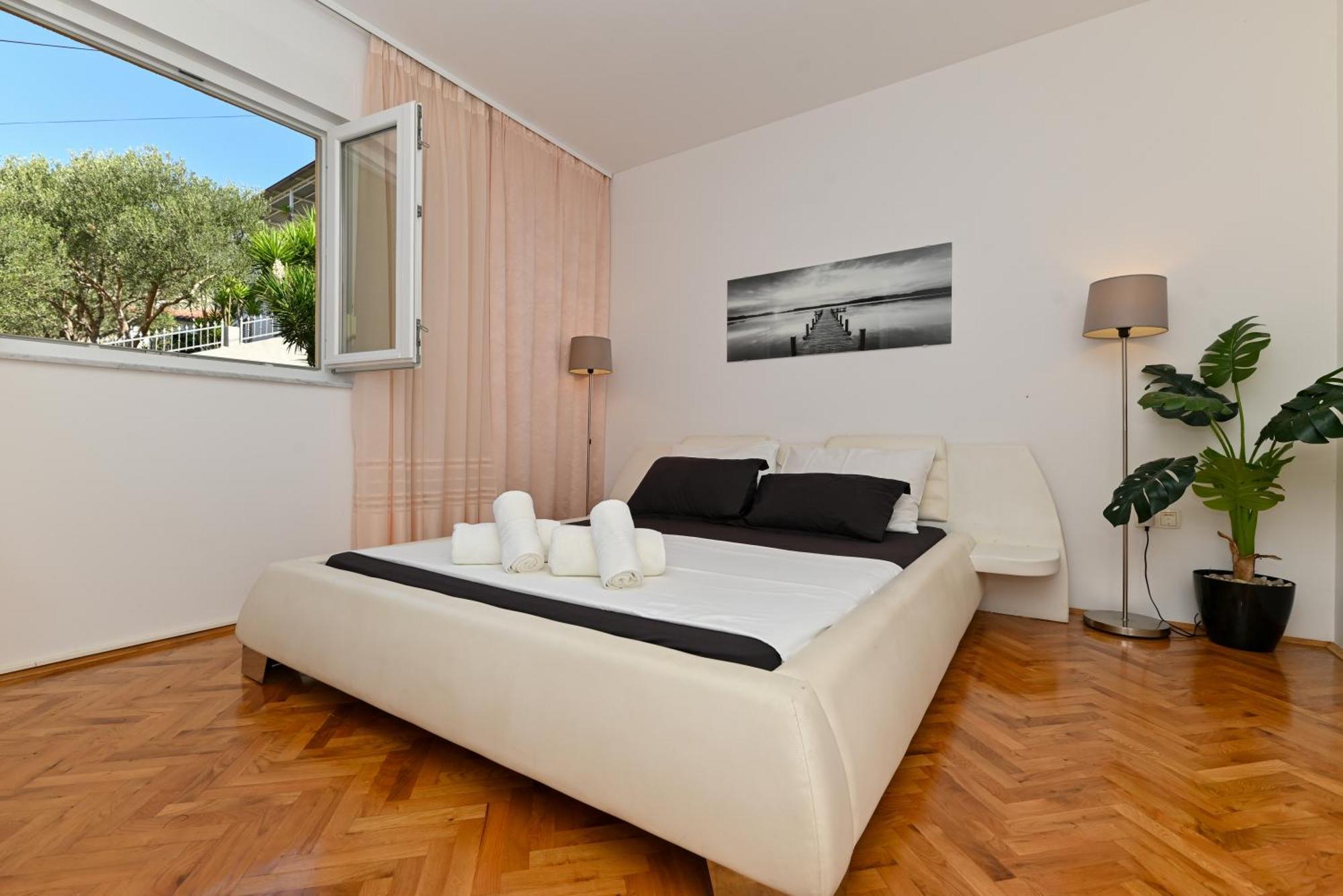 Sunny Place With Sea View Trogir Exterior foto