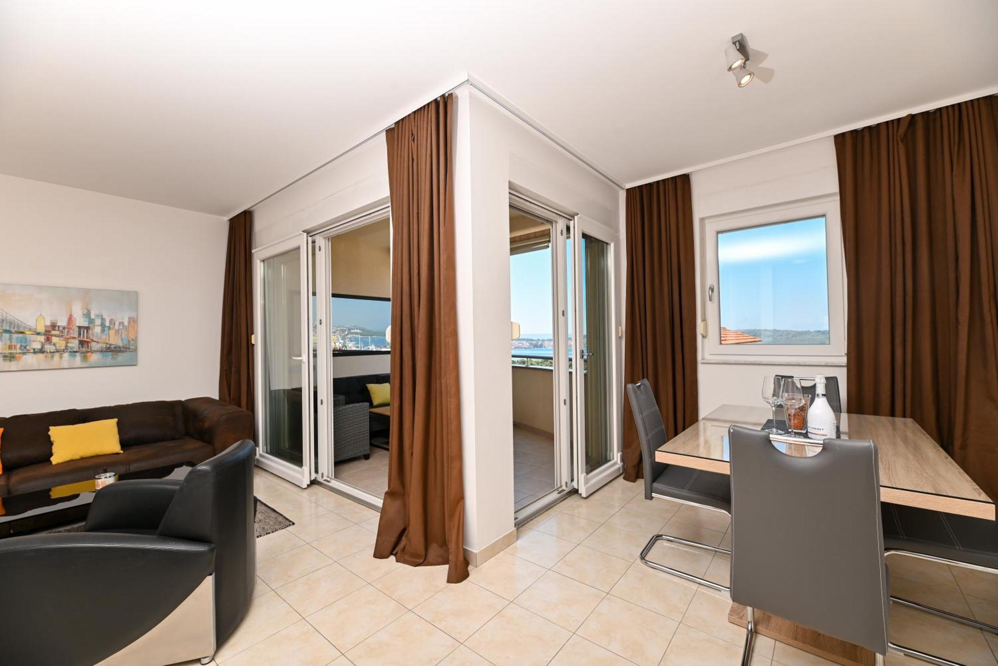 Sunny Place With Sea View Trogir Exterior foto