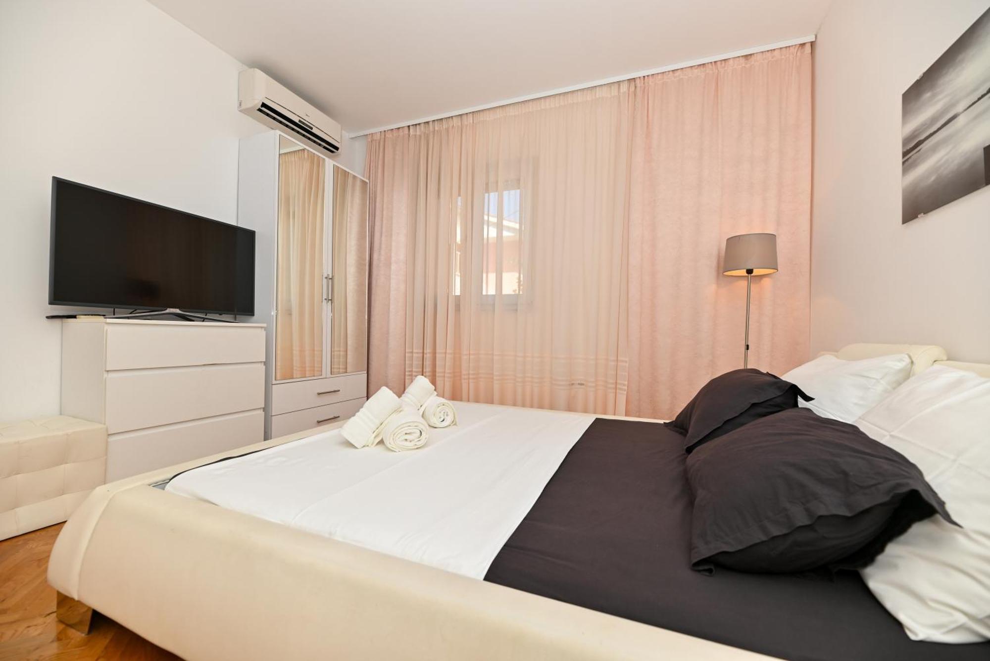 Sunny Place With Sea View Trogir Exterior foto